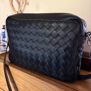 Bottega Veneta Medium Intrecciato Crossbody Bag